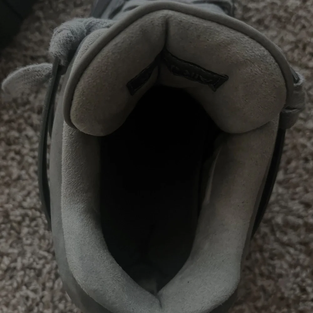 Air Jordan 4 Retro Grey - Picture 5 of 7